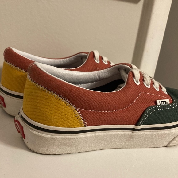 Vans women’s shoes - Picture 3 of 5